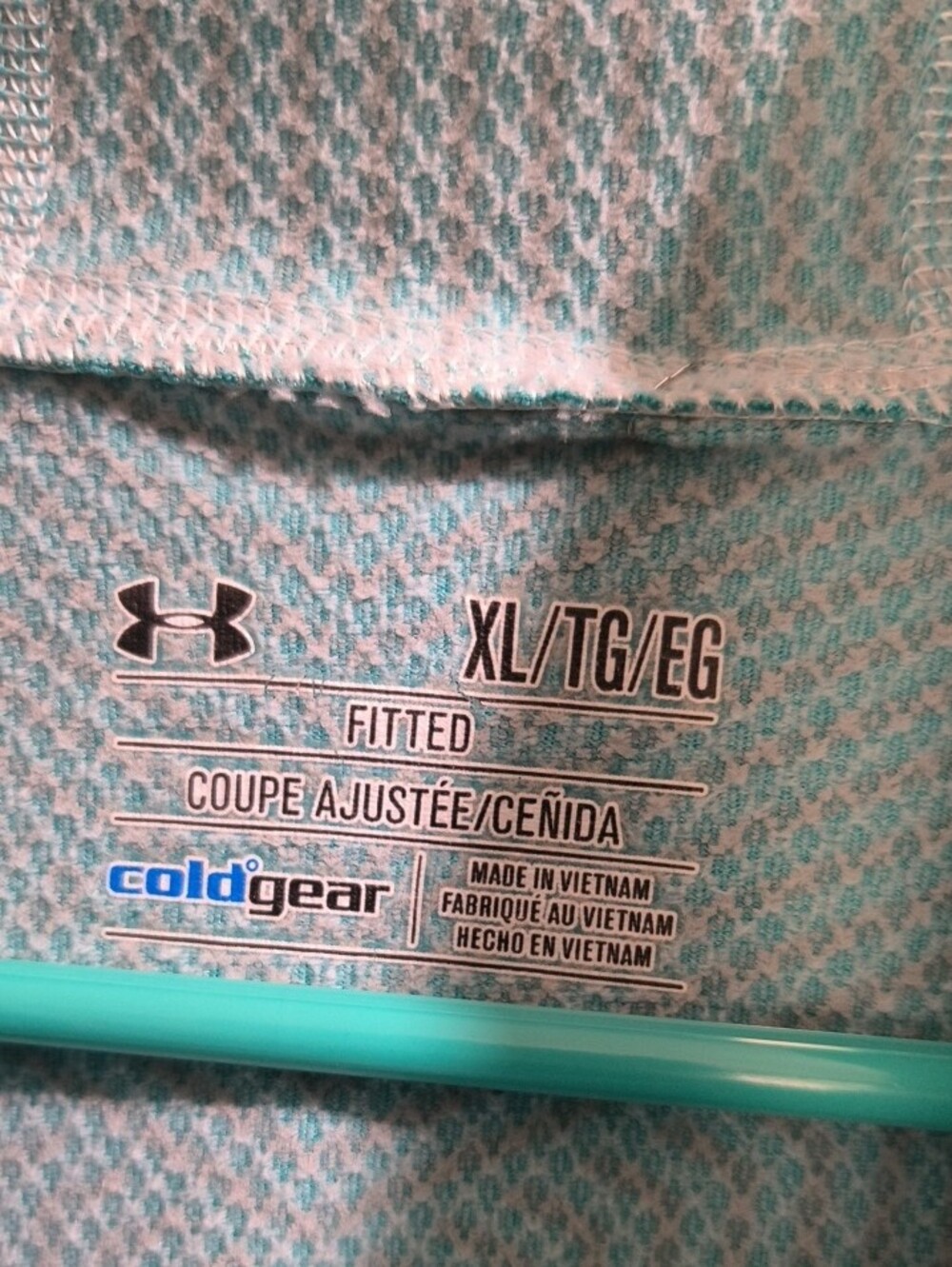 Under Armour Women’s Teal Lightweight Hooded Long-Sleeve Top - Picture 3 of 5